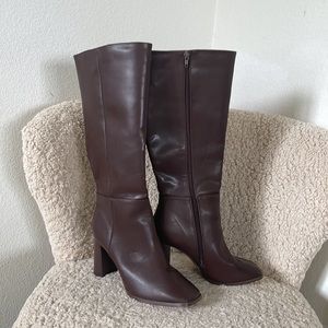 LULUS BURGUNDY TALL BOOTS SZ 8